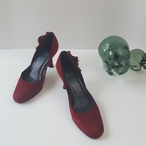 Stuart Weitzman Deep Red Suede Heels Size 6